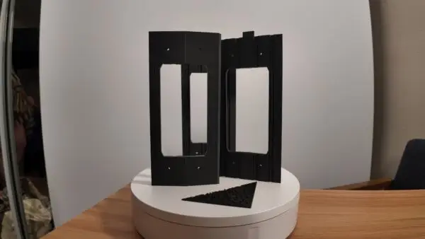 Custom 3D Printed 4in Benching for Desk - Image 5
